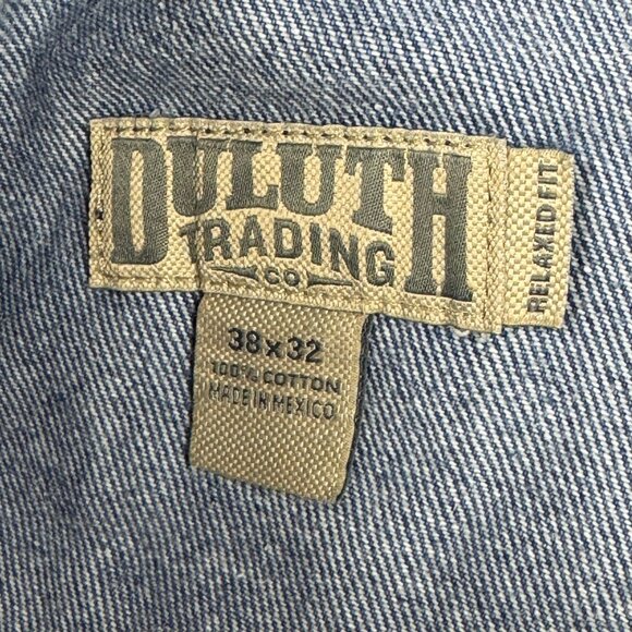 Duluth Trading Co Work Jeans Mens Relaxed Fit Denim Grunge Faded Medium Wash - Picture 3 of 6